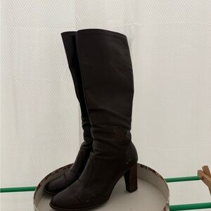 Sophisticated Dark Brown Heeled Boots